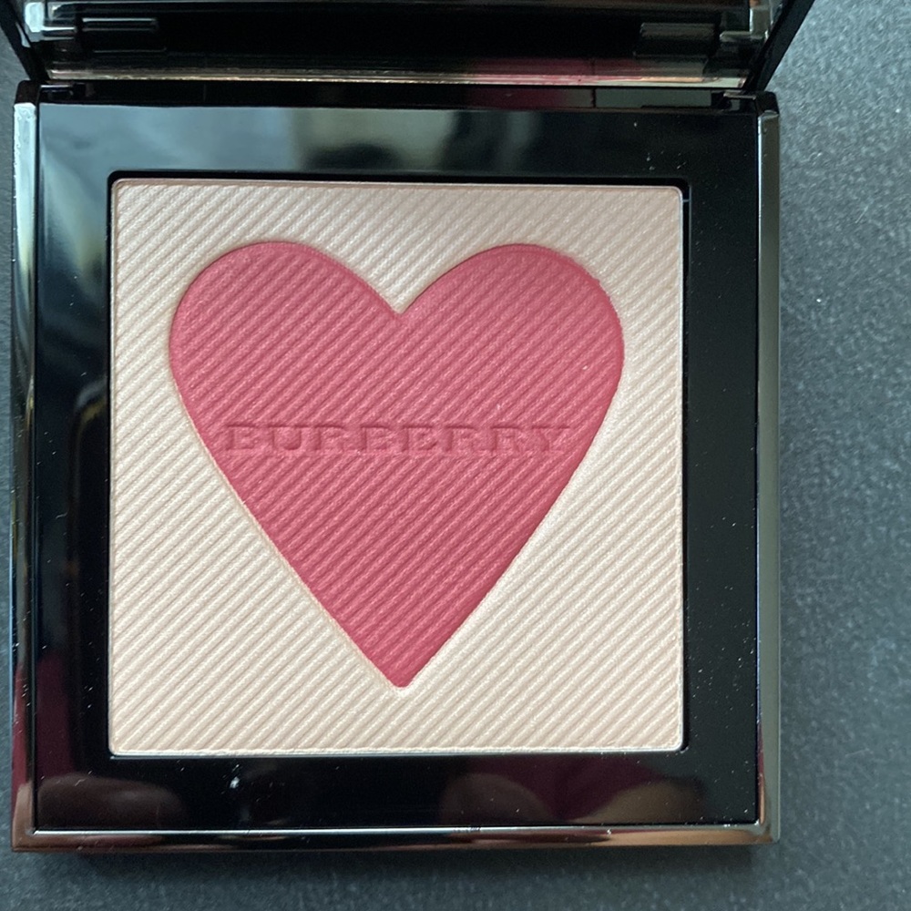 Burberry Blush - Picture 6 of 7
